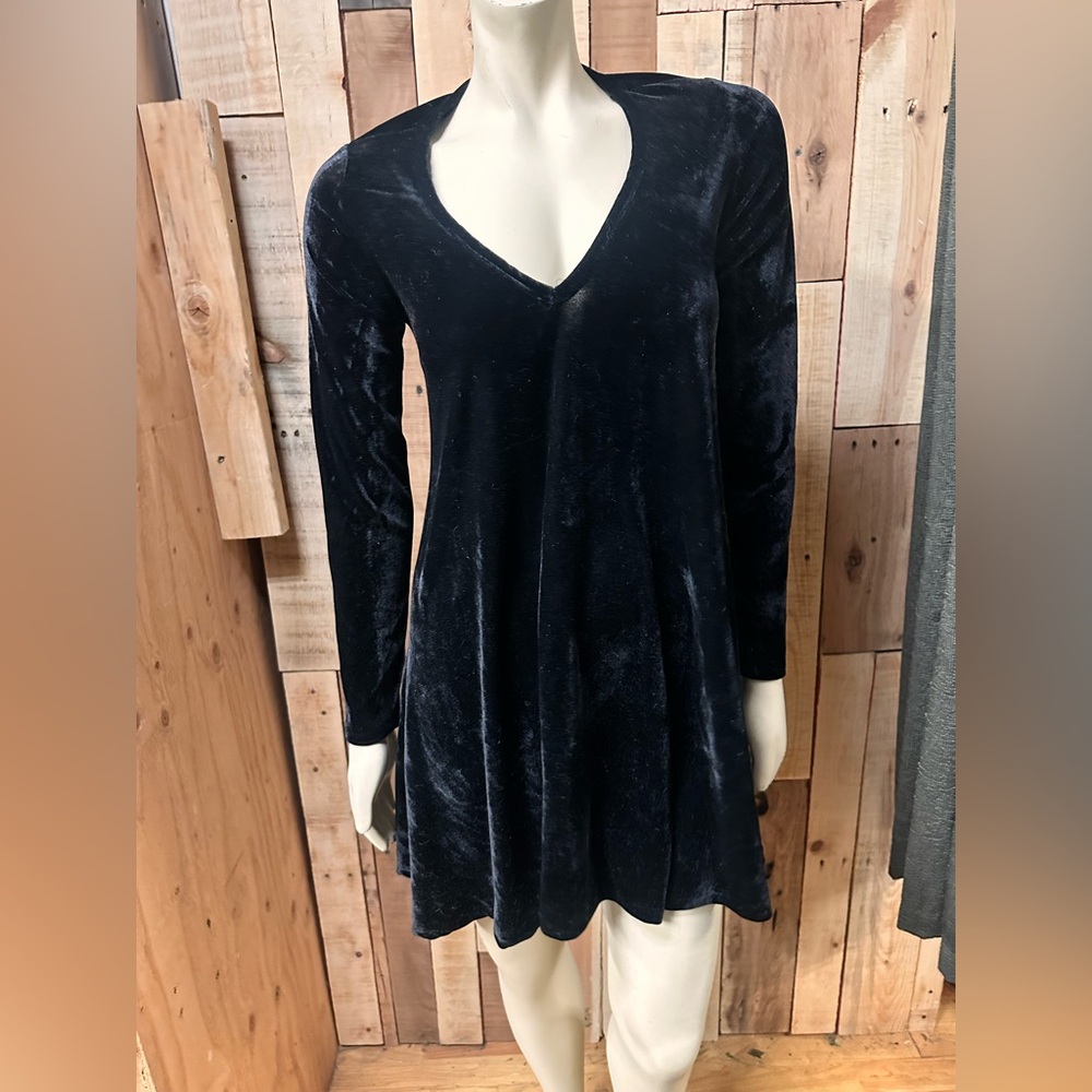 American Twist Black  Velvet  Wednesday Adam’s Dress sz M